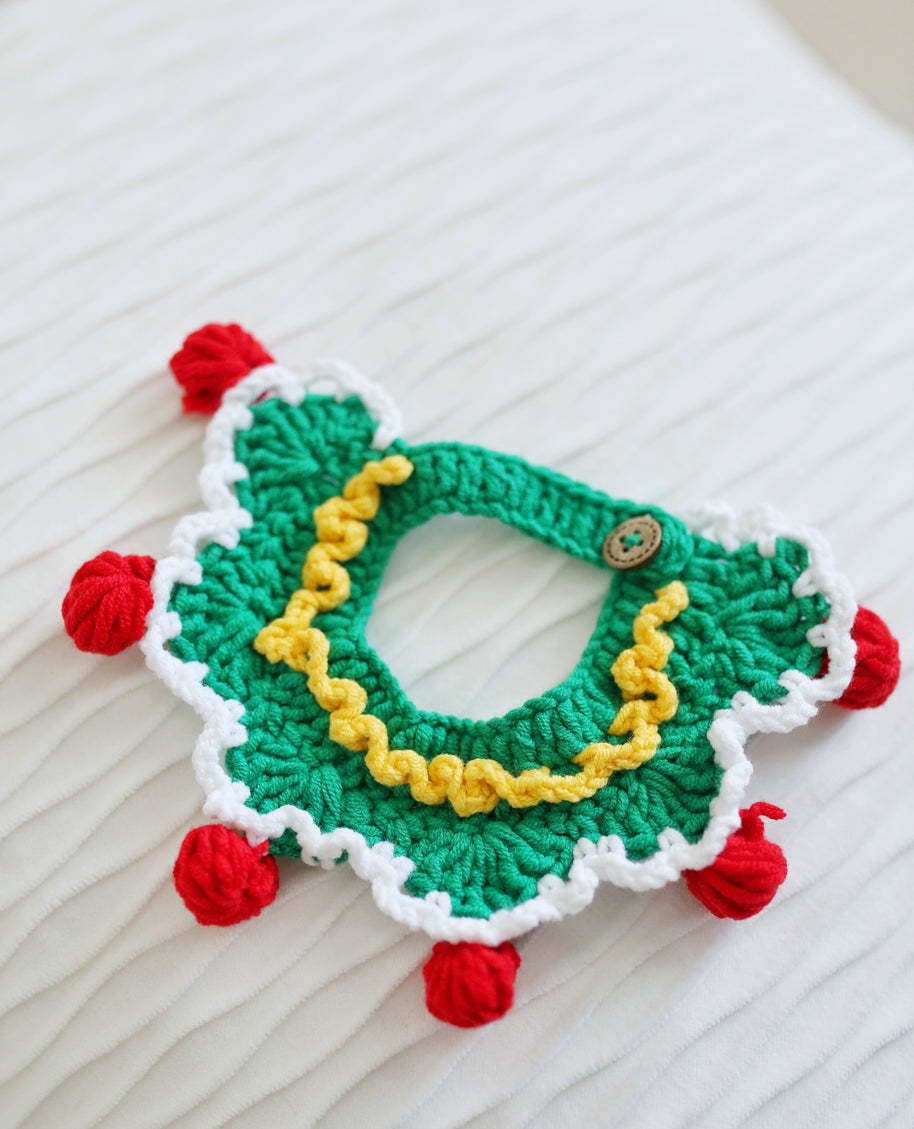 🎄 ✨Christmas Joy Crochet Collar ✨