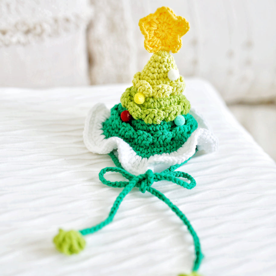 🌟 Golden Glow Tree Hat ✨🎄