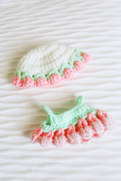🌷Handmade Crochet Tulip Dreams Doll Outfit Set🌷👒👗
