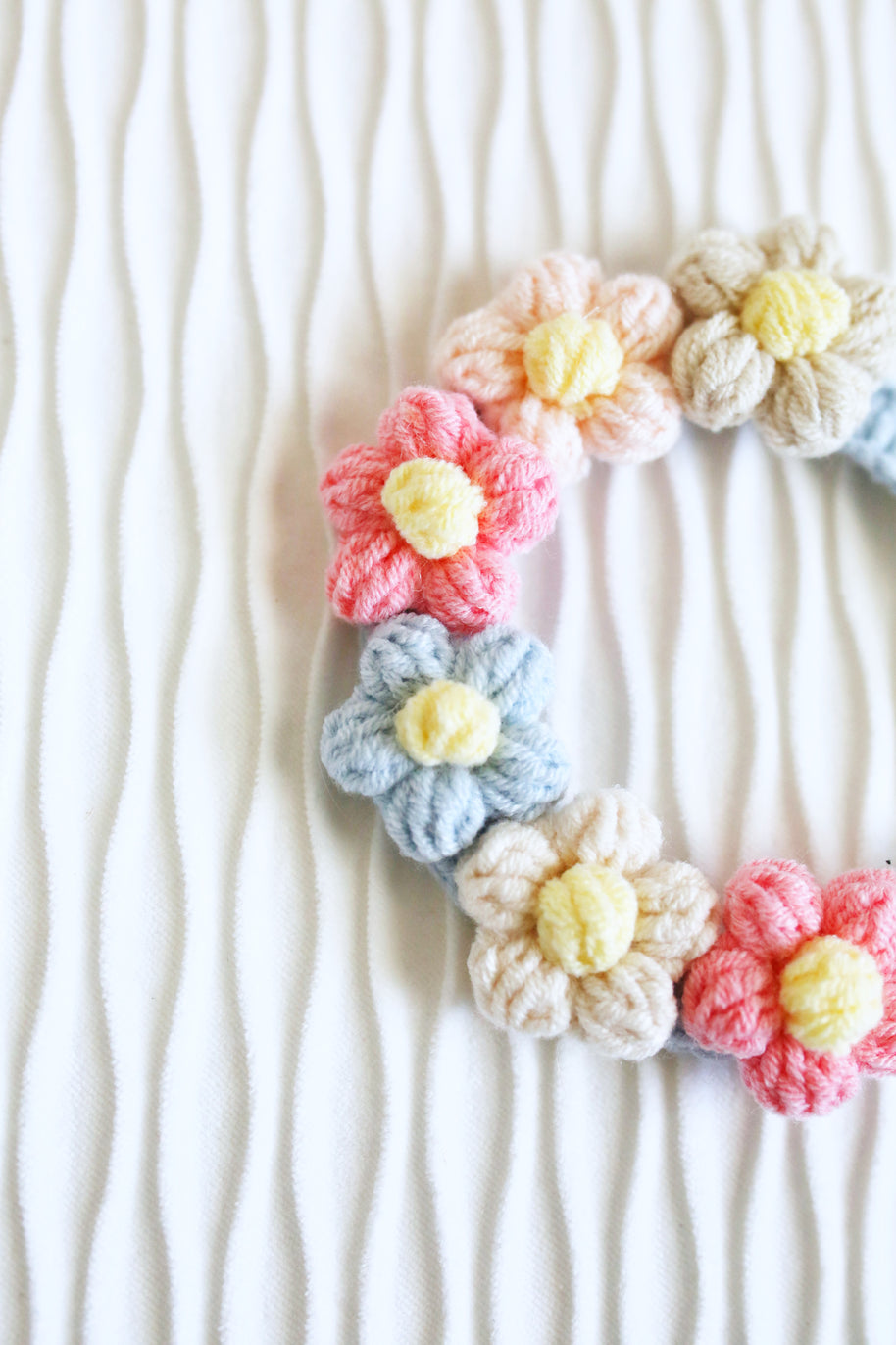 Pastel Petals Crochet Doll Bib/Collar - Biege🌸🌼✨
