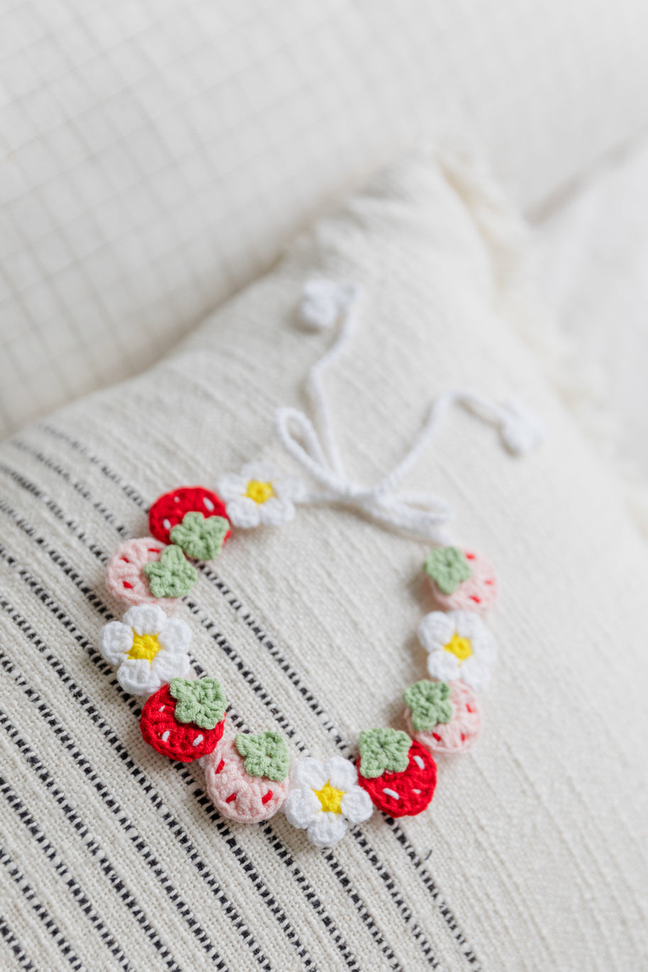 Strawberry Garden Crochet Doll Bib/Collar 🍓🌼🌿